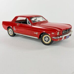 Mari 1964 Ford Mustang 1:18 Diecast Red Classic Car Open Doors & Hood